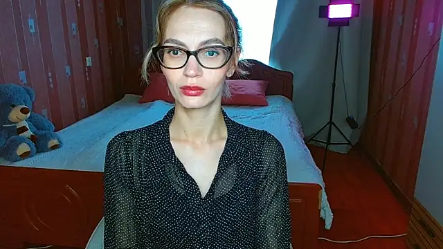 Snapshot of Lady_Sunshine_ chatting on 06/12/26, 06:55 Lady Sunshine online show from 06/12/26, 06:55