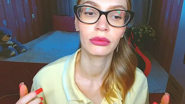 Snapshot of Lady_Sunshine_ chatting on 06/17/26, 06:35 Lady Sunshine online show from 06/17/26, 06:35