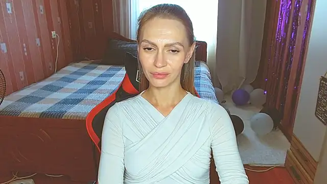 Snapshot of Lady_Sunshine_ chatting on 07/20/26, 10:39 Lady Sunshine online show from 07/20/26, 10:39