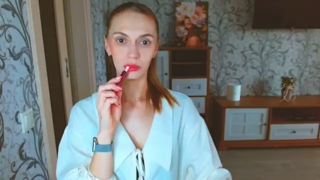 Snapshot of Lady_Sunshine_ chatting on 09/19/25, 05:11 Lady Sunshine online show from 09/19/25, 05:11