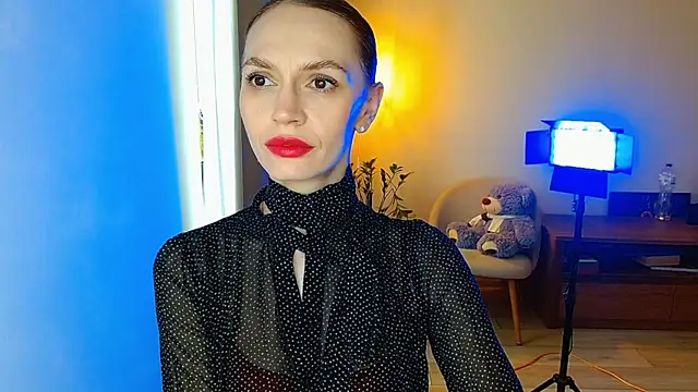 Lady Sunshine  online show from 03/05/26, 07:38