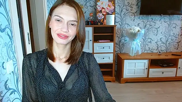 Snapshot of Lady_Sunshine_ chatting on 10/13/25, 08:05 Lady Sunshine online show from 10/13/25, 08:05