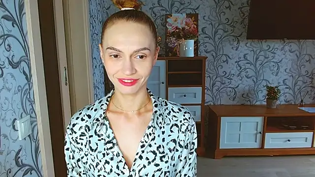 Snapshot of Lady_Sunshine_ chatting on 09/13/25, 08:14 Lady Sunshine online show from 09/13/25, 08:14