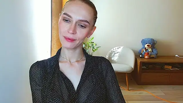 Lady Sunshine  online show from 04/13/26, 05:44