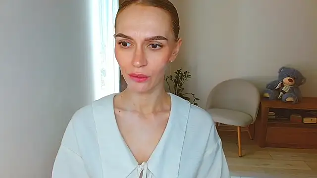 Lady Sunshine  online show from 05/27/26, 07:05