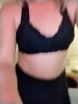 Skippydippy99 online show from 11/23/25, 02:32