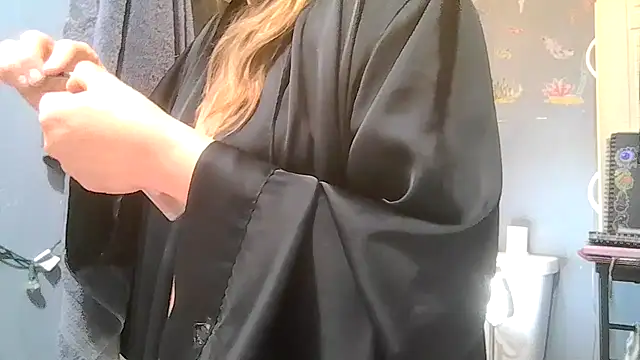 ShysluutGia online show from 02/11/26, 06:46