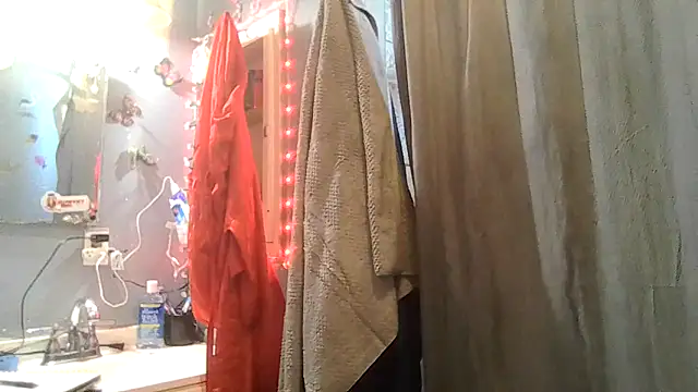 ShysluutGia online show from 04/11/26, 09:40