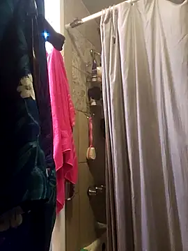 Snapshot of ShysluutGia chatting on 09/23/25, 09:49 ShysluutGia online show from 09/23/25, 09:49