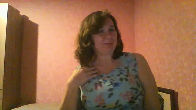 Snapshot of Starsan chatting on 10/12/25, 06:53 Starsan online show from 10/12/25, 06:53