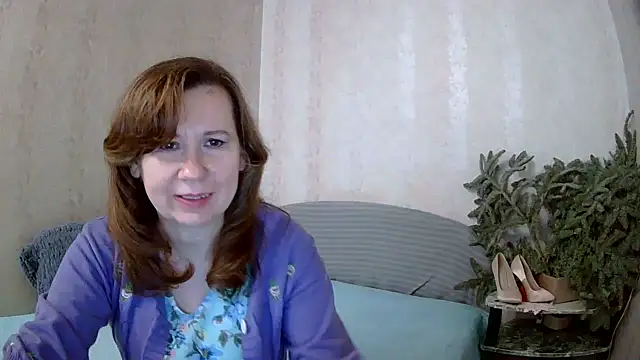 Snapshot of Starsan chatting on 02/09/25, 08:43 Starsan online show from 02/09/25, 08:43