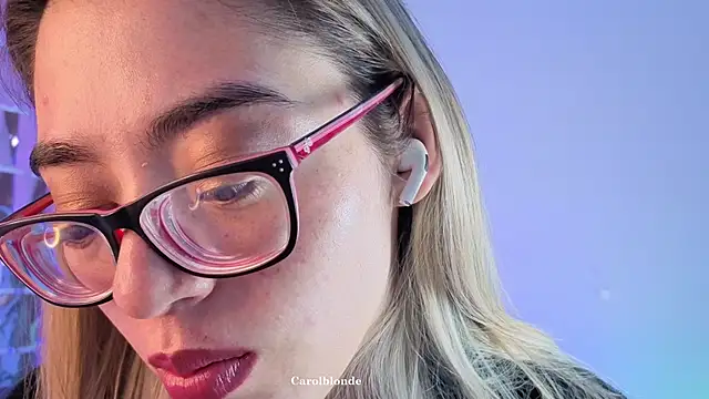 Carolblonde online show from 12/15/25, 02:06