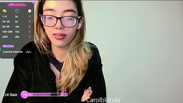 Snapshot of Carolblonde chatting on 03/13/25, 05:33 Carolblonde online show from 03/13/25, 05:33