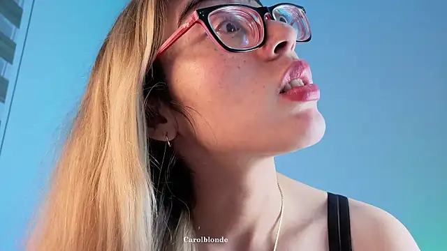 Carolblonde online show from 03/18/26, 02:26