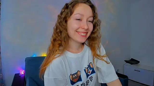 Snapshot of marilinaal chatting on 02/12/25, 04:12 marilinaal online show from 02/12/25, 04:12