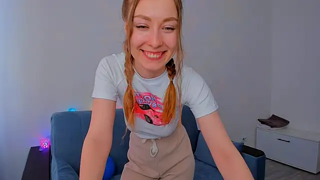 Snapshot of marilinaal chatting on 02/11/25, 07:23 marilinaal online show from 02/11/25, 07:23