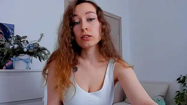 Snapshot of marilinaal chatting on 02/27/25, 07:08 marilinaal online show from 02/27/25, 07:08