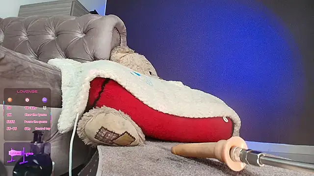 luciana hunters online show from 10/15/25, 10:56