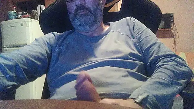 Snapshot of lanata chatting on 04/10/26, 12:28 lanata online show from 04/10/26, 12:28