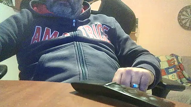 Snapshot of lanata chatting on 02/11/25, 01:41 lanata online show from 02/11/25, 01:41