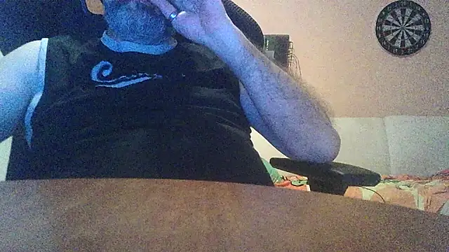 Snapshot of lanata chatting on 09/21/25, 01:55 lanata online show from 09/21/25, 01:55
