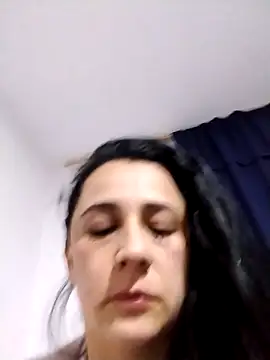 Snapshot of Alanna_11 chatting on 10/07/25, 03:40 Alanna 11 online show from 10/07/25, 03:40