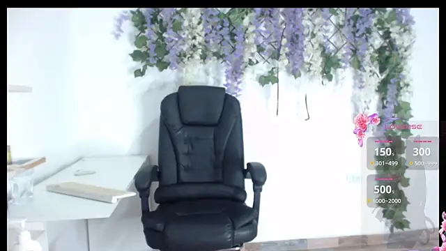 StephyJones1 online show from 03/09/26, 07:39