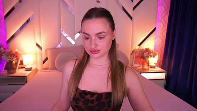LindsieGreyy online show from 04/05/26, 06:42