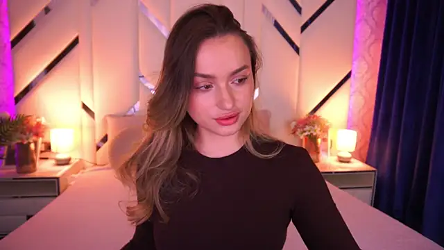 LindsieGreyy online show from 04/19/26, 06:25