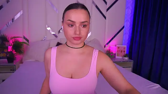 LindsieGreyy online show from 11/15/25, 08:18