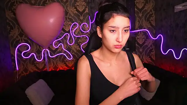 CharmMocco online show from 02/20/25, 07:23