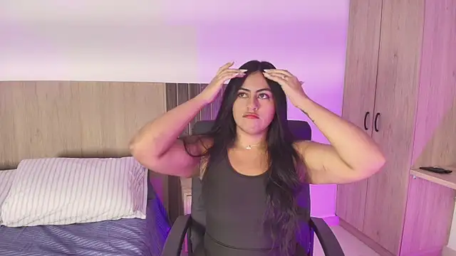 Mia cm online show from 03/19/25, 07:49