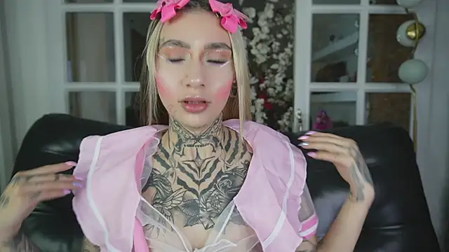 miss   angel online show from 02/23/26, 11:00