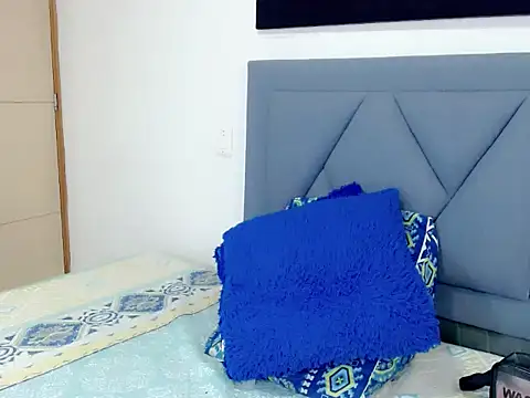 dominic 00 online show from 11/15/25, 09:30