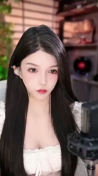 Snapshot of vv-77 chatting on 11/29/25, 06:19 vv-77 online show from 11/29/25, 06:19