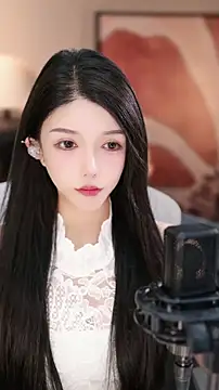 Snapshot of vv-77 chatting on 11/17/25, 04:55 vv-77 online show from 11/17/25, 04:55