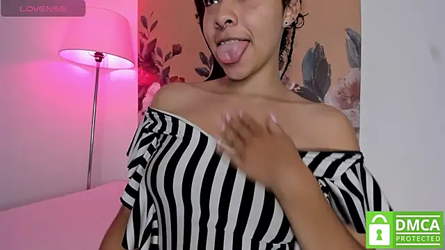 Dhalila  online show from 11/14/25, 01:09