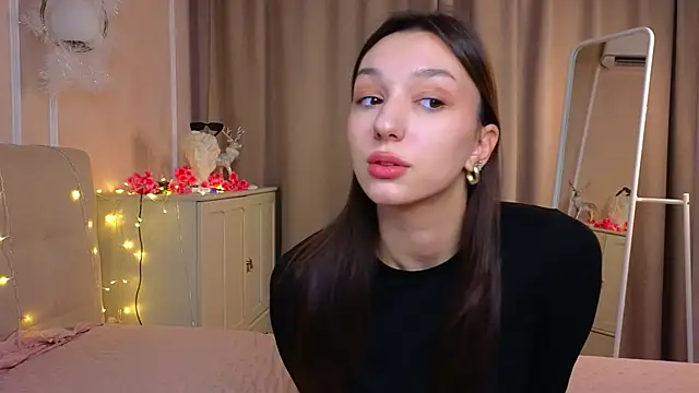 ColleenCox online show from 03/07/25, 08:22