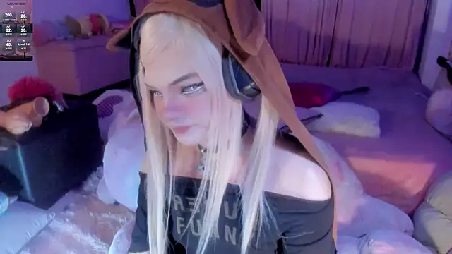 Angelica Reborn online show from 10/07/25, 03:40