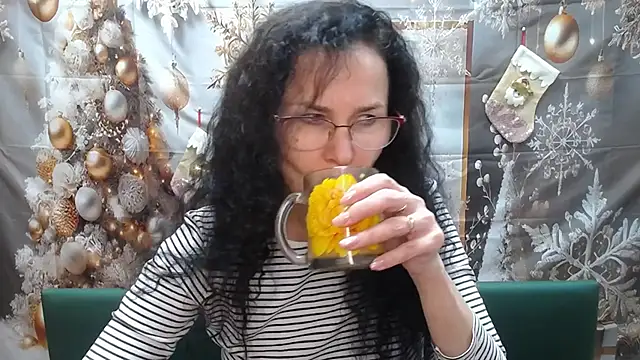 Miroslava Happi online show from 01/06/26, 07:01