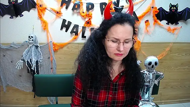 Snapshot of Miroslava_Happi chatting on 10/31/25, 07:05 Miroslava Happi online show from 10/31/25, 07:05