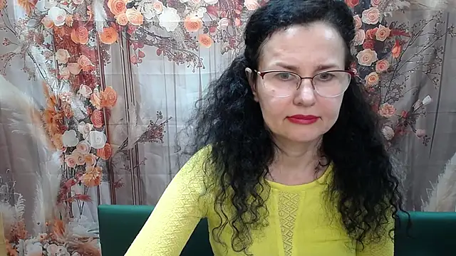 Snapshot of Miroslava_Happi chatting on 04/05/26, 05:25 Miroslava Happi online show from 04/05/26, 05:25