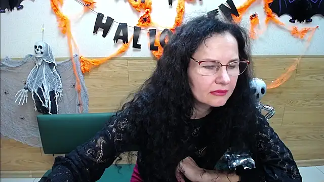 Snapshot of Miroslava_Happi chatting on 11/06/25, 06:39 Miroslava Happi online show from 11/06/25, 06:39