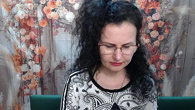 Snapshot of Miroslava_Happi chatting on 04/19/26, 05:30 Miroslava Happi online show from 04/19/26, 05:30