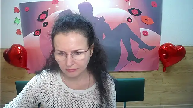 Snapshot of Miroslava_Happi chatting on 10/03/25, 05:53 Miroslava Happi online show from 10/03/25, 05:53