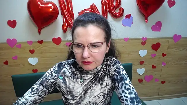 Snapshot of Miroslava_Happi chatting on 03/08/25, 09:17 Miroslava Happi online show from 03/08/25, 09:17