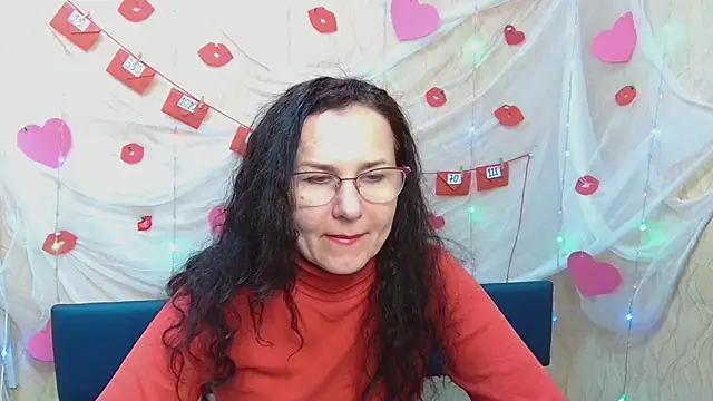 Snapshot of Miroslava_Happi chatting on 03/05/25, 06:12 Miroslava Happi online show from 03/05/25, 06:12