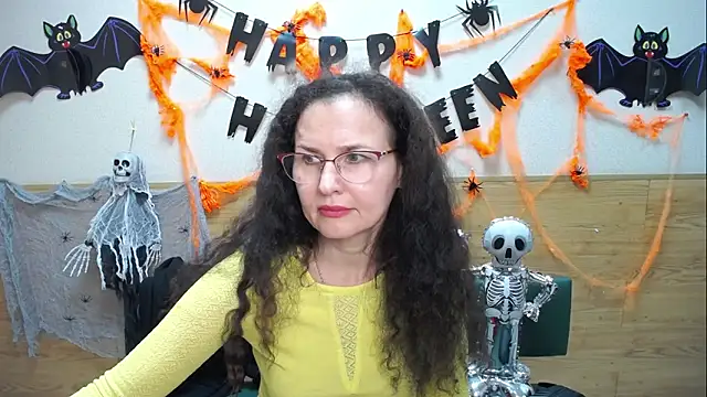 Snapshot of Miroslava_Happi chatting on 10/25/25, 06:01 Miroslava Happi online show from 10/25/25, 06:01