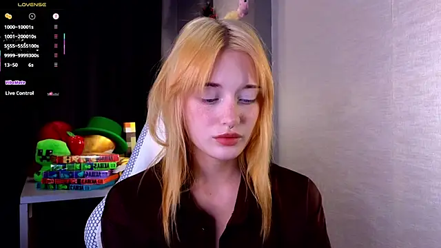 Hisoka akerley online show from 09/26/25, 05:20