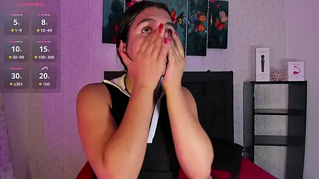 Selena fox7 online show from 09/28/25, 03:57